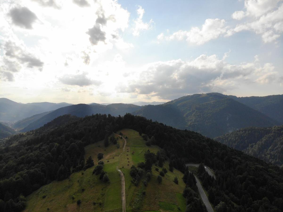 Hotel Syniy Vyr Siněvir Exteriér fotografie